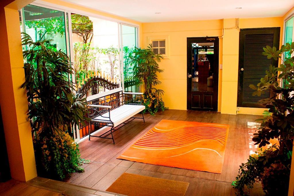 Justbeds Hotel Bangkok Exterior photo