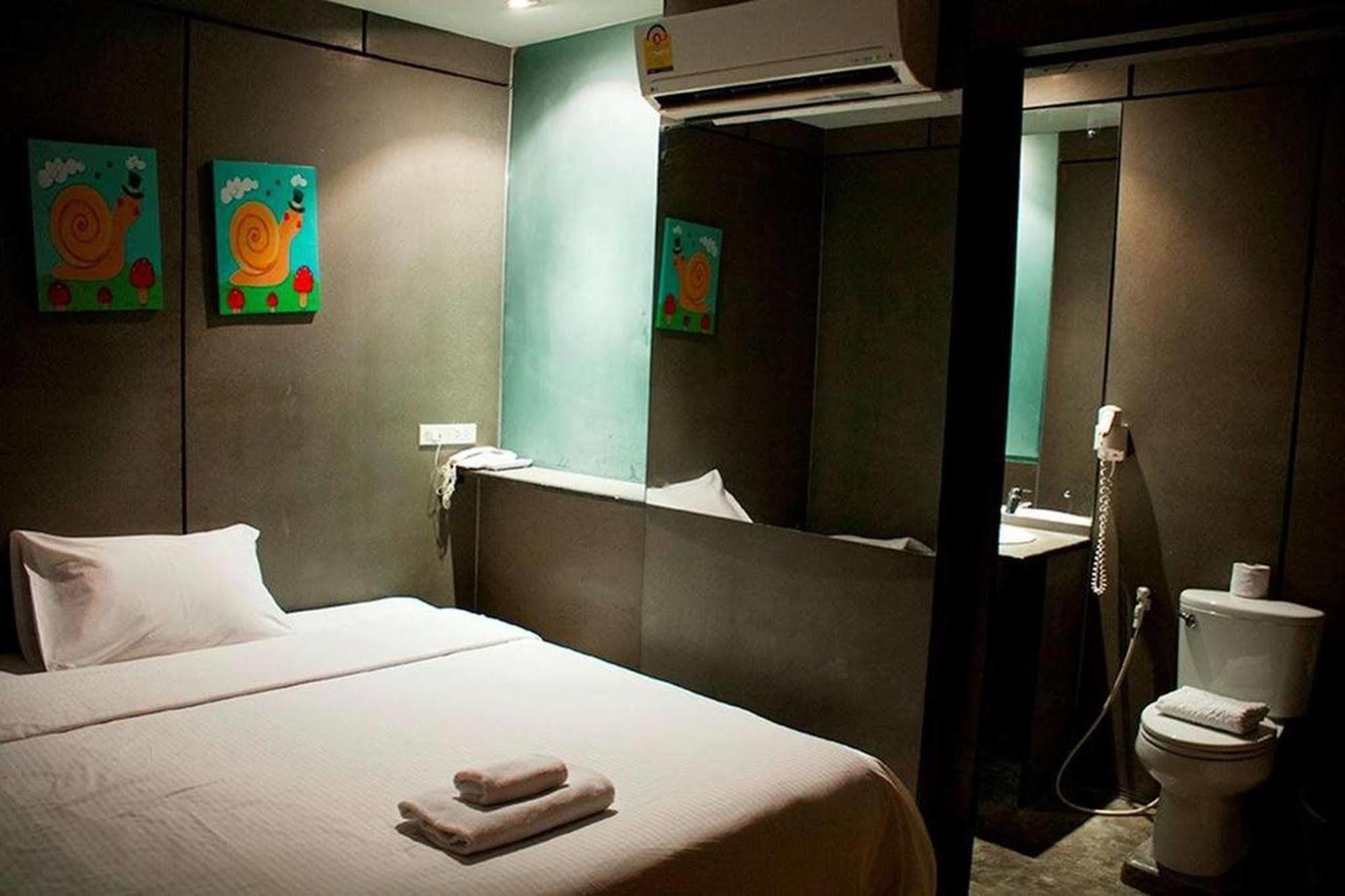 Justbeds Hotel Bangkok Exterior photo